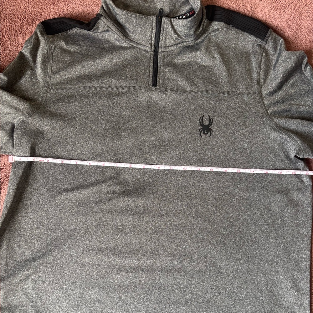 Quarter Zip Performance Pullover Size Large - Picture 11 of 13